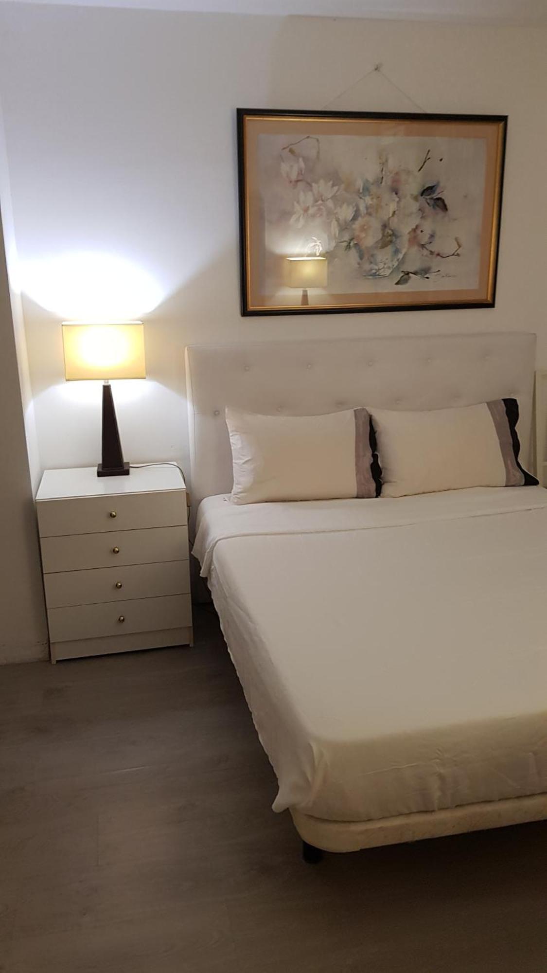 Little Peaceful Retreat Room With Bath, Heating, Terrace, Free Wifi Fridge Easy Parking Marbella Exteriér fotografie