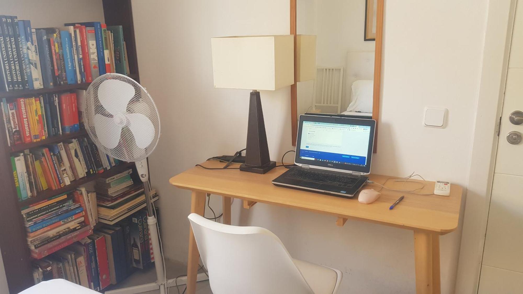 Little Peaceful Retreat Room With Bath, Heating, Terrace, Free Wifi Fridge Easy Parking Marbella Exteriér fotografie