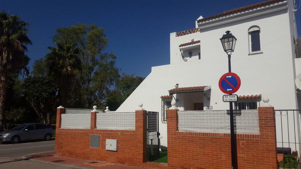 Little Peaceful Retreat Room With Bath, Heating, Terrace, Free Wifi Fridge Easy Parking Marbella Exteriér fotografie